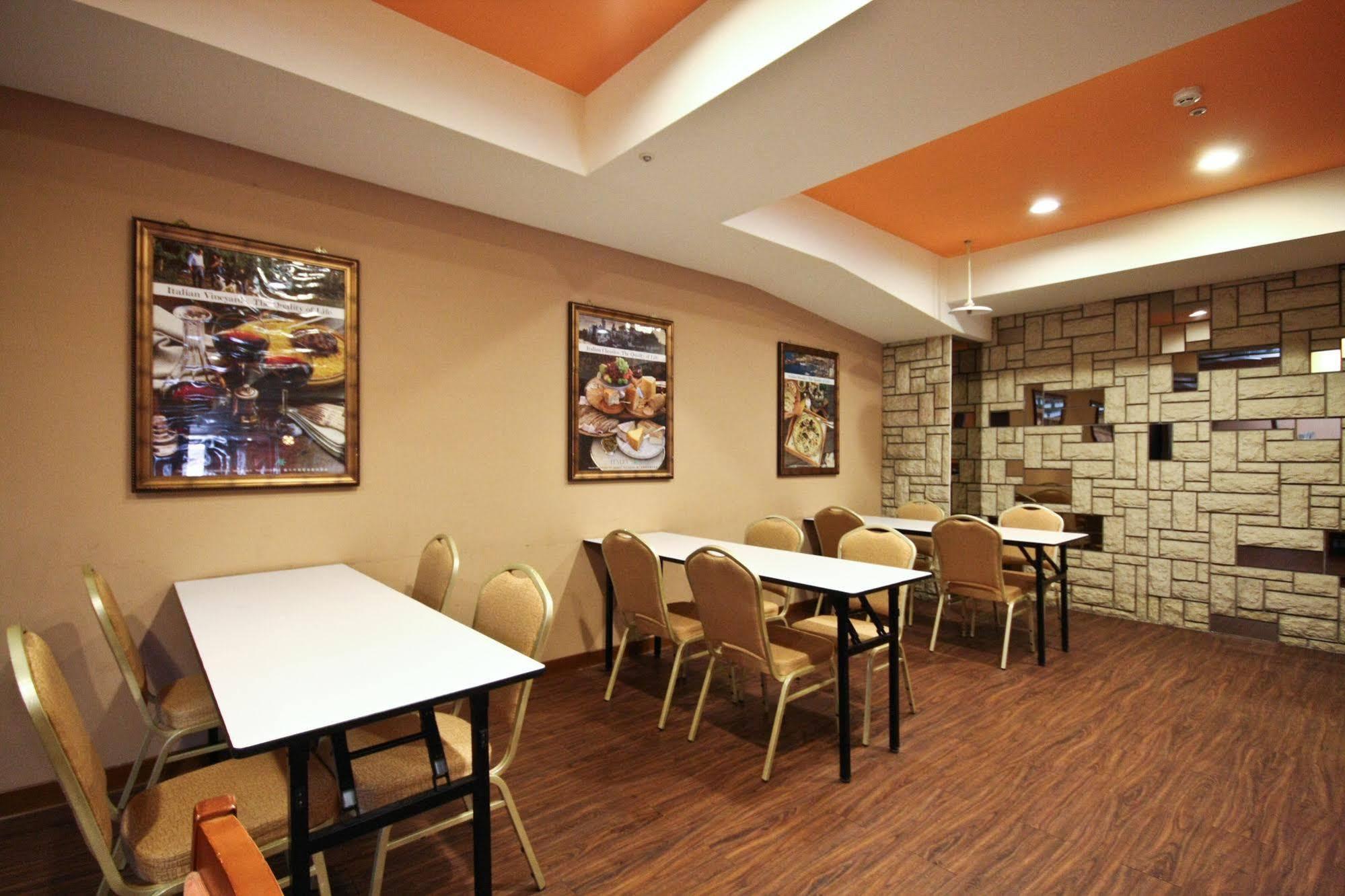 Orange Hotel - Park, Đài Trung Ngoại thất bức ảnh