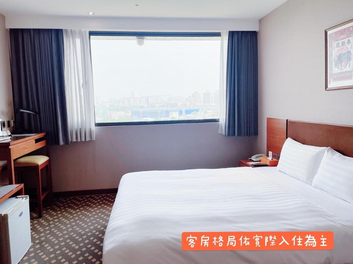Orange Hotel - Park, Đài Trung Ngoại thất bức ảnh