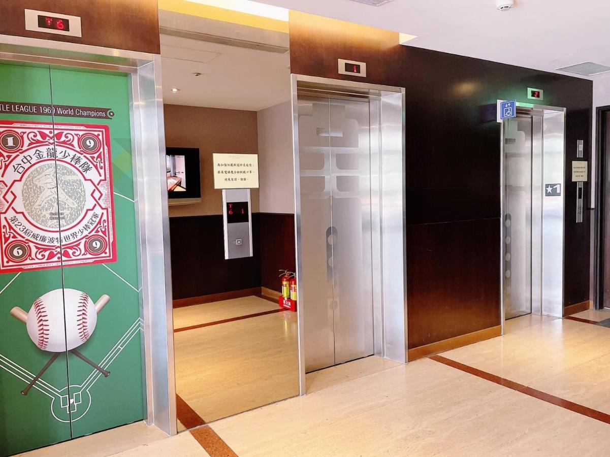 Orange Hotel - Park, Đài Trung Ngoại thất bức ảnh